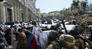 Tropas do Exército da Bolívia em suposta tentativa de golpe de Estado. Foto: Reuters