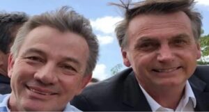 Denarium foi eleito em 2018 pelo então PSL, partido pelo qual também se elegeu o ex-presidente Jair Bolsonaro (PL)
