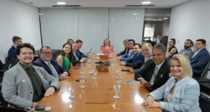 ₢ Reprodução