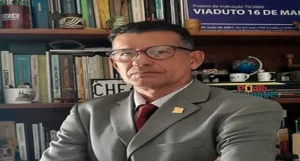 ₢ Reprodução