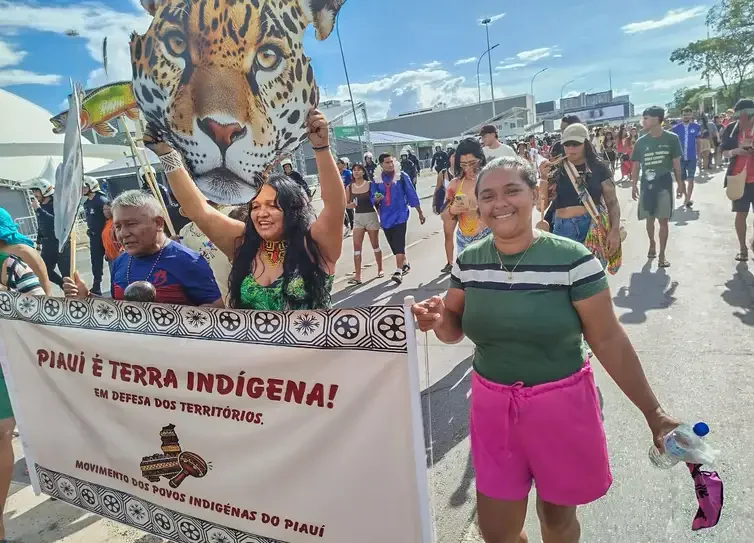 Luiz Claudio/Agência Brasil Brasília (DF), 10/04/2026 - Marcha do Acampamento Terra Livre, na foto a estudante Marilene de Jesus
Foto: Luiz Claudio/Agência Brasil