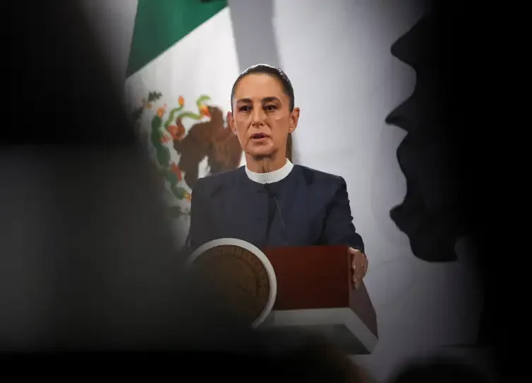 REUTERS/Henry Romero/Proibida reprodução A presidente do México, Claudia Sheinbaum
3 de novembro de 2025
REUTERS/Henry Romero
