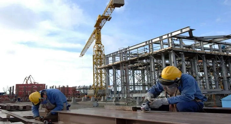 Construção naval em estaleiro (foto de Stérfeson Faria, Petrobras)