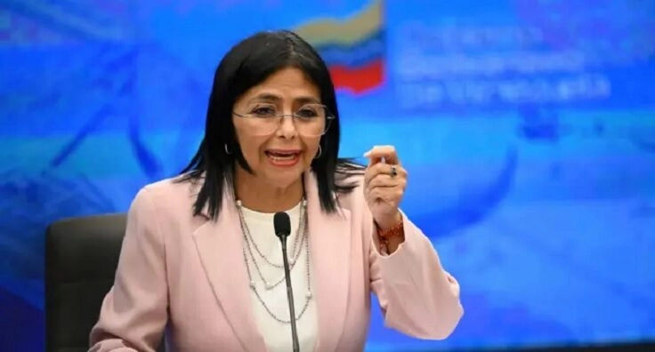 Delcy Rodriguez, de vice de Maduro a presidente da Venezuela com o apoio de Trump ( AP Photo / Ariana Cubillos – Sputnik)